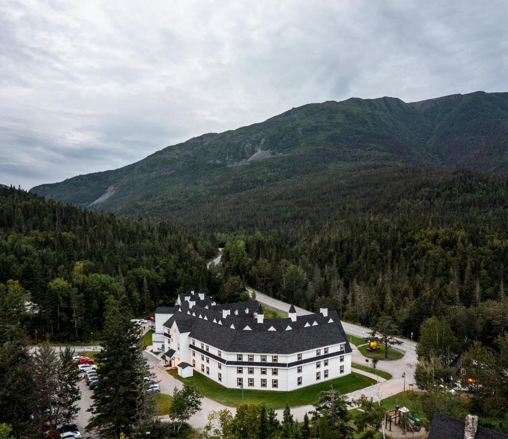 Gite Du Mont-Albert - Sepaq Sainte Anne des Monts Экстерьер фото